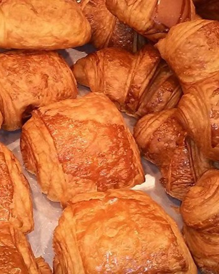 PAIN AU CHOCOLAT