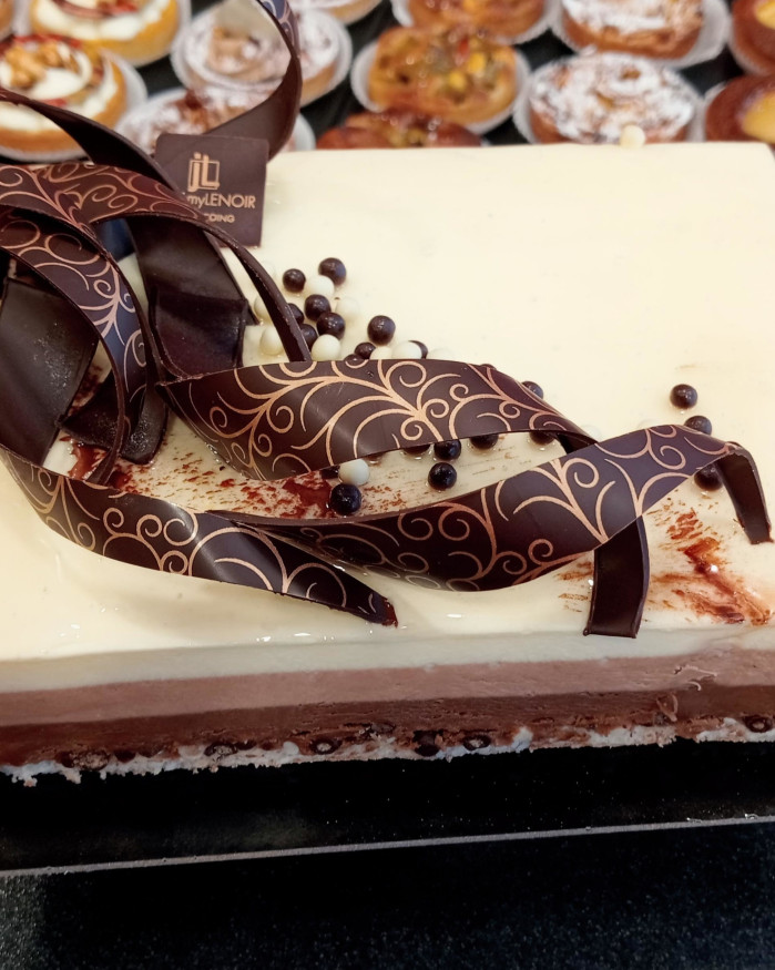 3 CHOCOLATS